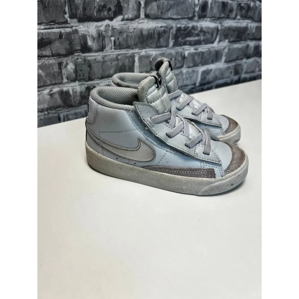 Nike‎ blazers